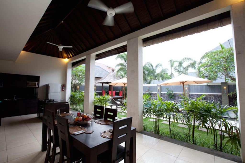 Villa Echo Beach Kuta  Exterior photo